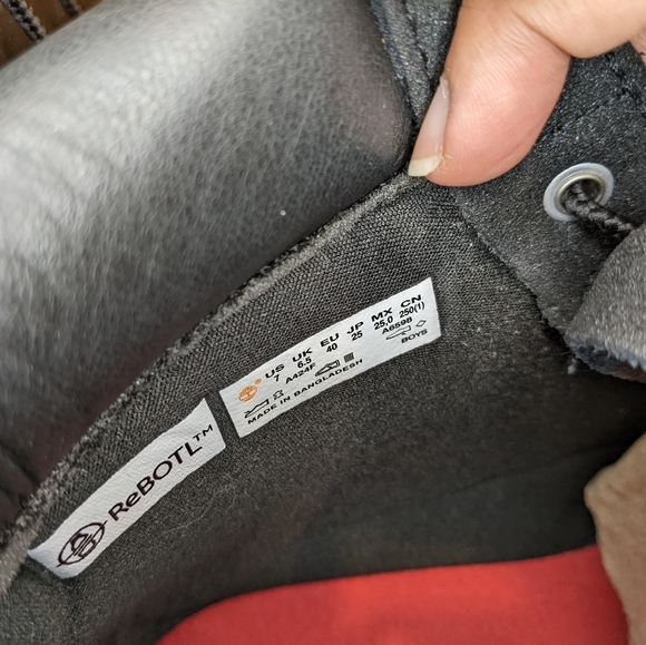 Timberland Prem 6" Waterproof Boot Black Helcor Boys US 7, Equiv to women US 8.5 - Picture 6 of 15